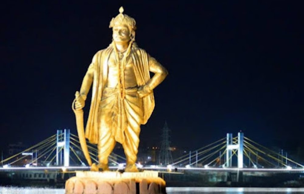Raja Bhoj Statue in Bhopal Pictures
